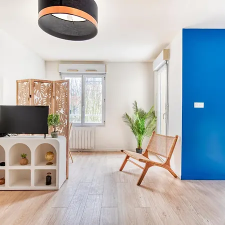 דירה Le Mediterraneen T2 Avec Garage,ascenseur,balcon אנז'ה